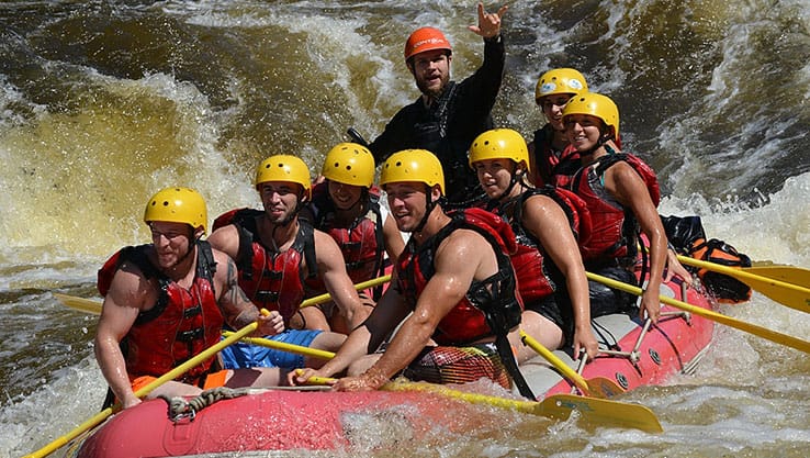 Demi-journée de rafting sur la rivière Rouge près de Montréal et Ottawa