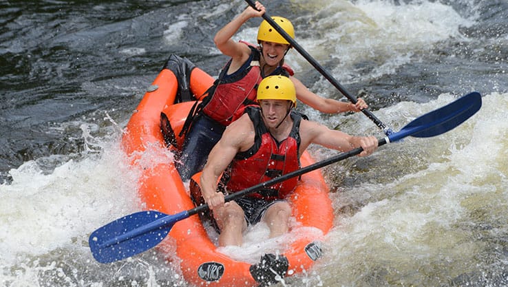 Sportyak sur la rivière Rouge près de Montréal et Ottawa | Rafting Nouveau Monde